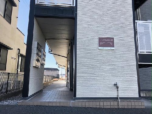 14/14 エントランス