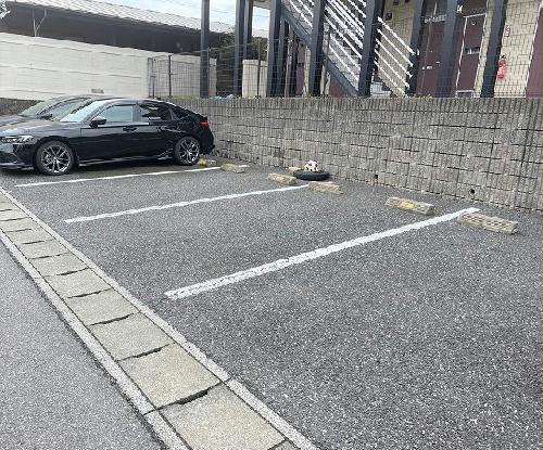 14/19 駐車場