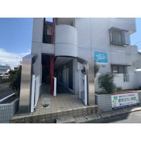 19/19 エントランス