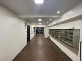 15/15 エントランス