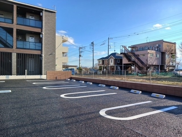 14/20 駐車場