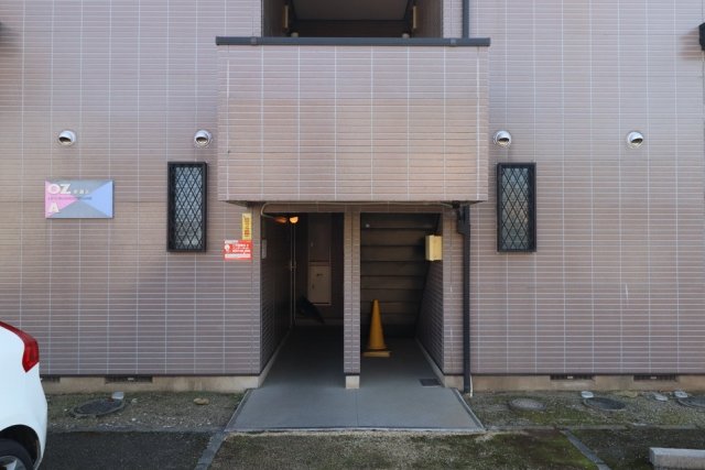 17/28 エントランス