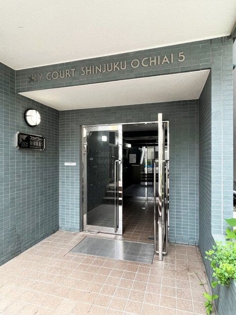 19/22 エントランス