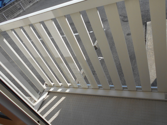 13/23 バルコニー