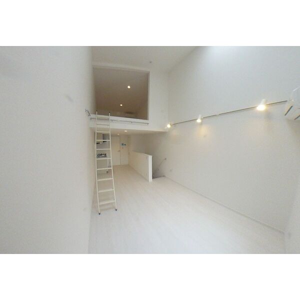 4/13 リビング/ダイニング