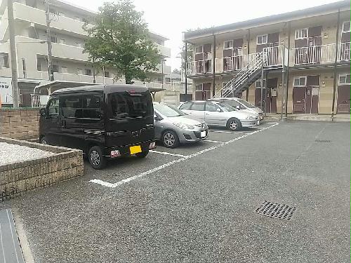 14/23 駐車場