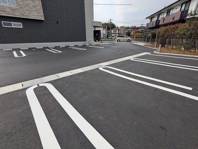 14/20 駐車場