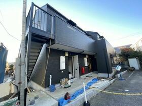 16/16 エントランス