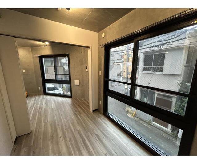 21/29 リビング/ダイニング