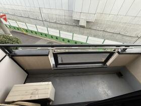 13/13 バルコニー