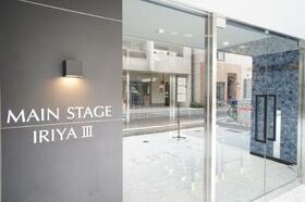 15/15 エントランス