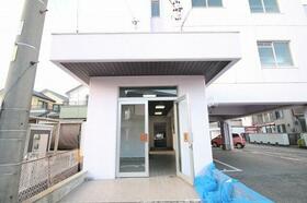 15/26 エントランス