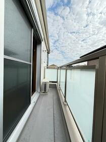 13/16 バルコニー