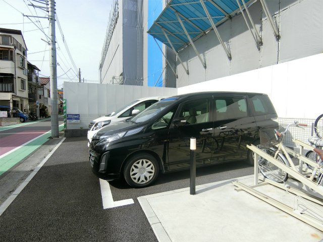 23/25 駐車場