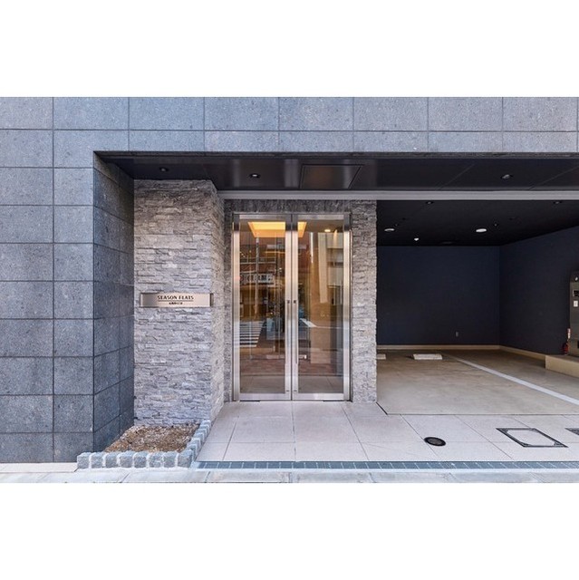 14/25 エントランス