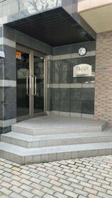 16/16 エントランス