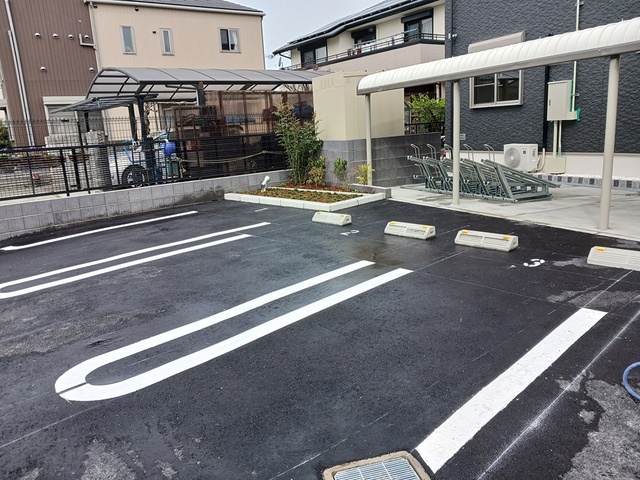14/20 駐車場