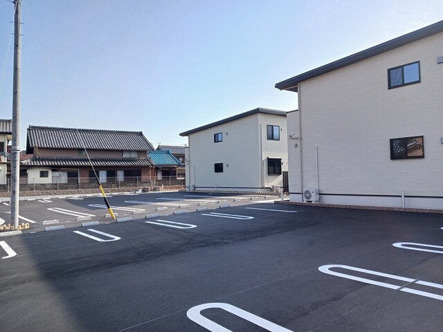 14/20 駐車場