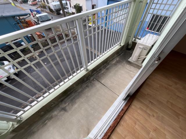 21/27 バルコニー