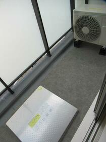 14/16 バルコニー