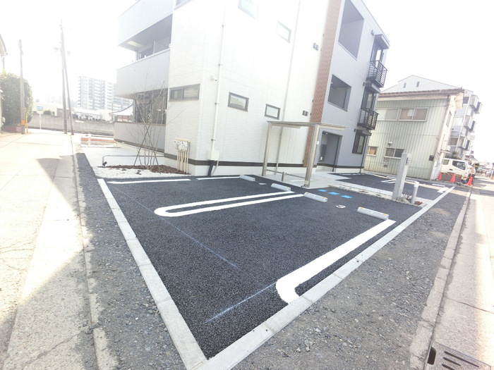 18/19 駐車場