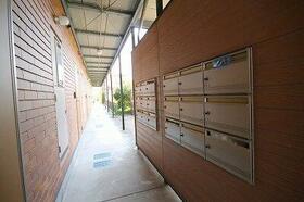 4/5 エントランス