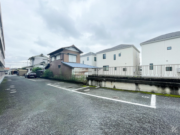 20/26 駐車場