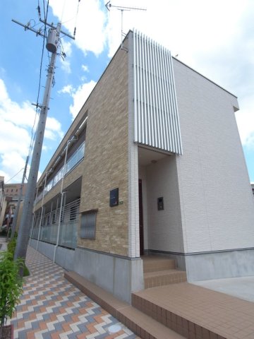 2/4 エントランス