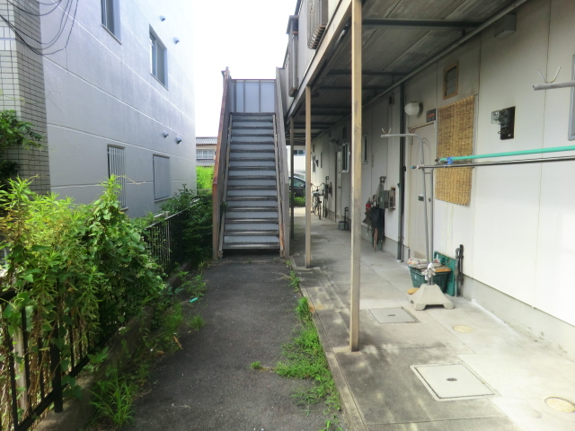 21/29 エントランス