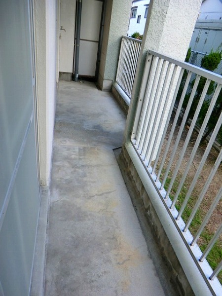 19/30 バルコニー