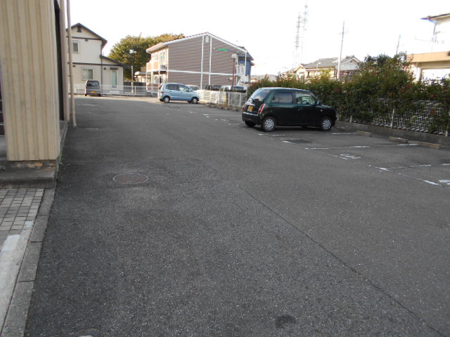 22/30 駐車場