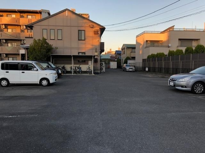17/21 駐車場