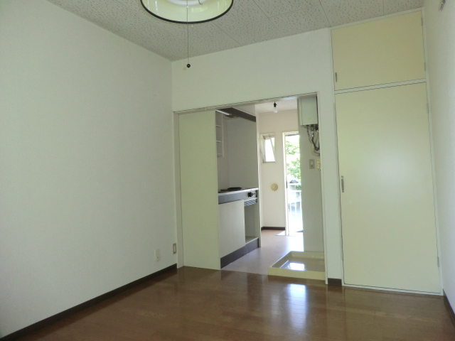 17/27 エントランス