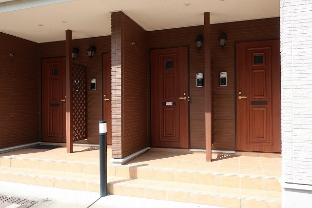 14/20 エントランス