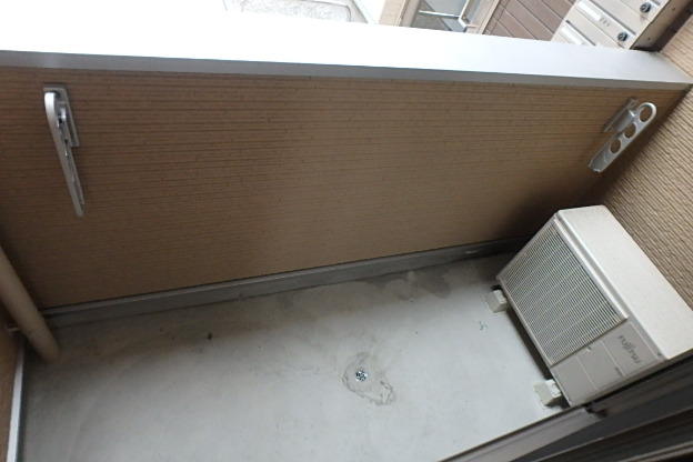 16/27 バルコニー