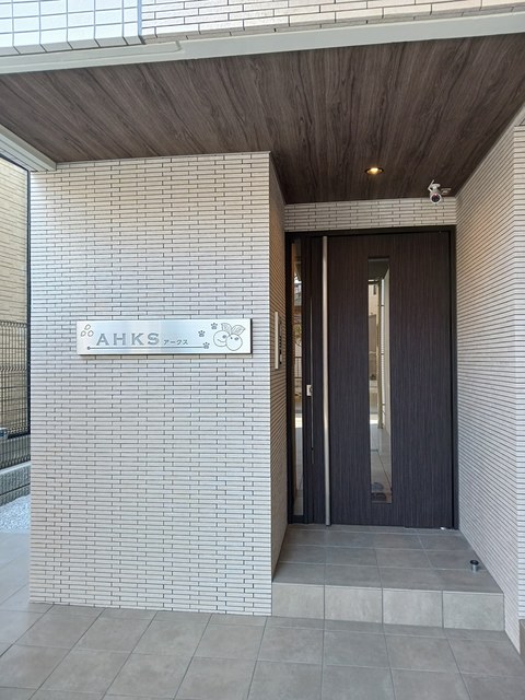 14/20 エントランス