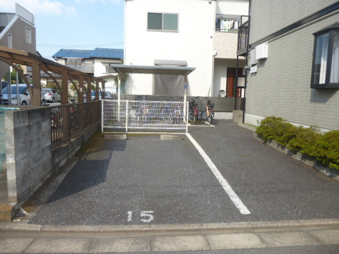 15/20 駐車場