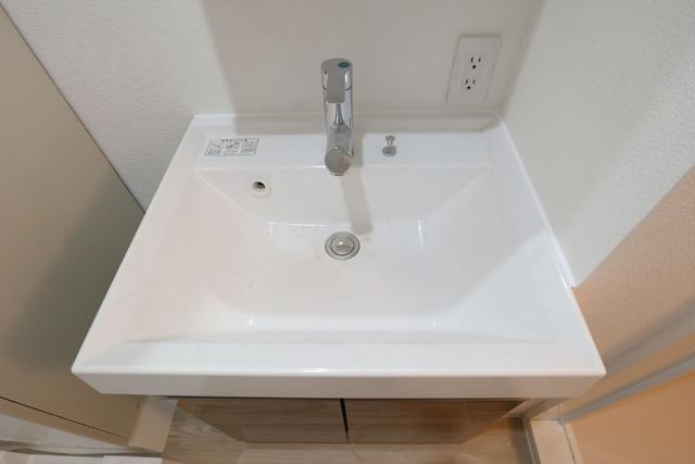 16/25 洗面