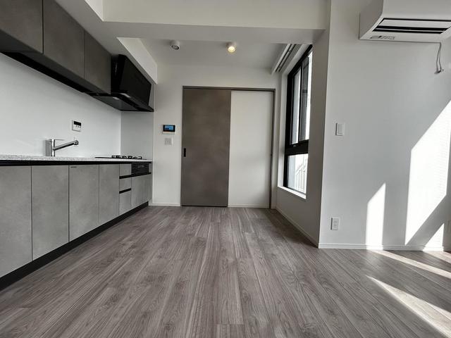 23/29 リビング/ダイニング