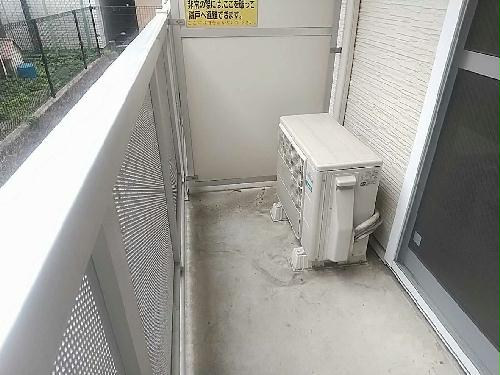 13/14 エントランス