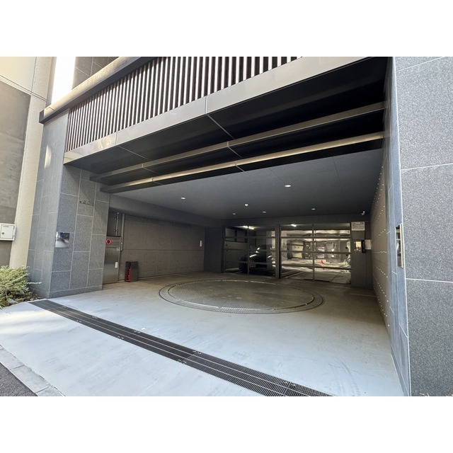 22/27 駐車場