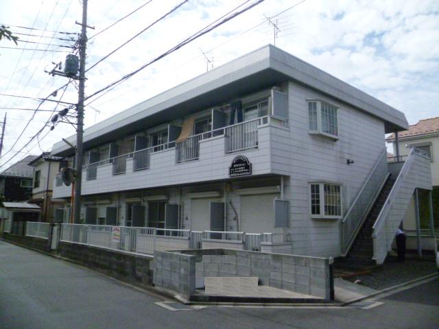 21/30 エントランス