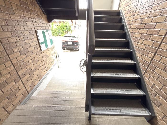 17/21 エントランス