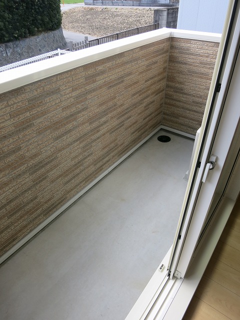 19/28 バルコニー