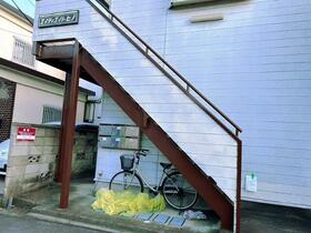 16/16 エントランス