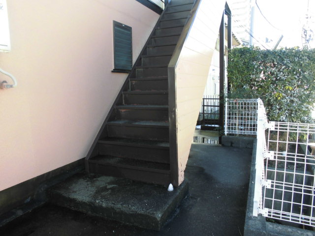 22/30 エントランス