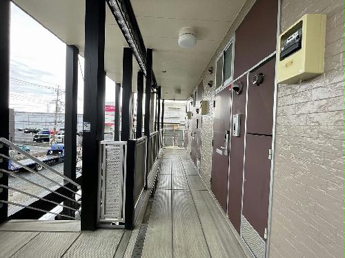 13/21 エントランス