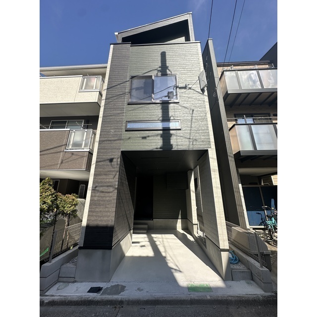 1/23 外観