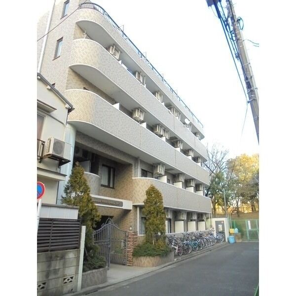 ライオンズマンション大森本町第3の外観