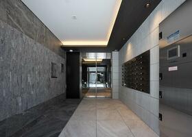 14/14 エントランス